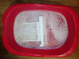 Καθαρίστε το πλυντήριο: αφαιρέστε το μόλυνση από το φίλτρο αποστράγγισης, κλίμακα, σκουριασμένο πλάκα