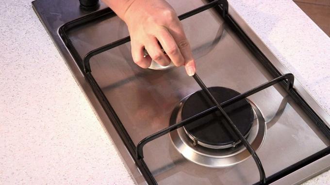 Πώς να πλύνετε τη σχάρα κουζίνα αερίου; 