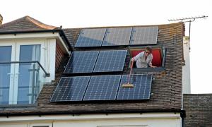Ηλιακοί συλλέκτες στα οικολογικά σπίτια του μέλλοντος θα γίνει μια αναγκαιότητα και όχι πολυτέλεια