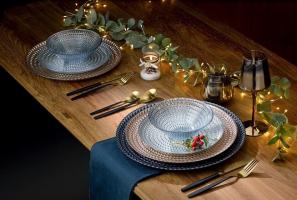 6 καταπληκτικές ιδέες σερβιρίσματος τραπέζι της Πρωτοχρονιάς, που δημιουργούν αμέσως μια εορταστική ατμόσφαιρα στο σπίτι σας