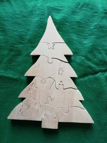 Puzzle «Χριστουγεννιάτικο δέντρο», σημύδας