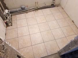 Επισκευή μπάνιο: γκάμα πλακιδίων για δάπεδα και τοίχους. Αντιμέτωποι με την αμέλεια του υπαλλήλου