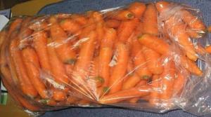 Πώς να διατηρήσετε τα καρότα σε μια πλαστική σακούλα μέχρι την επόμενη συγκομιδή.
