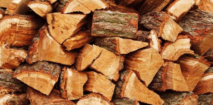 Oak ξύλο είναι συνήθως πιο ακριβά από ό, τι όλοι οι άλλοι